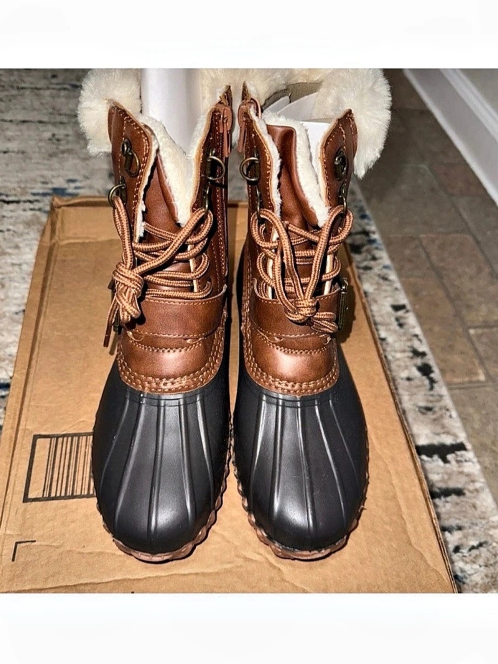 Esprit Peak Winter Duck Boots in Brown & Black US 8M New